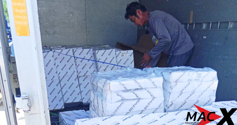 รถหกล้อรับจ้าง ขนของ ย้ายบ้าน สะดวก รวดเร็ว